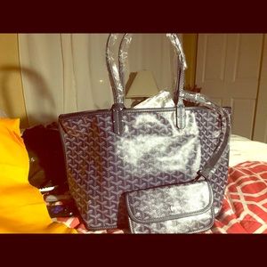 Blue fashion tote bag new with tag